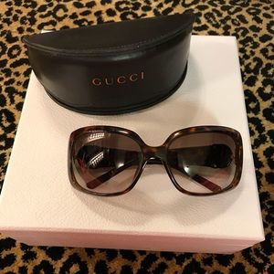 Authentic Gucci Medium Tortoise Shell Sunglasses